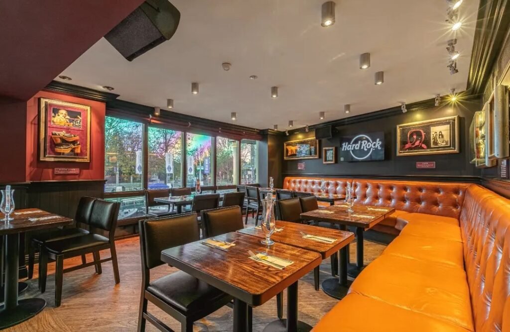 Hard Rock Cafe Amsterdam interior