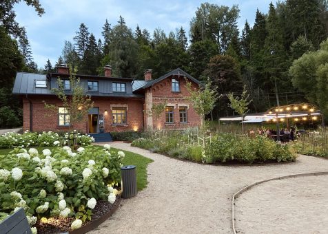 Pavaru Maja building