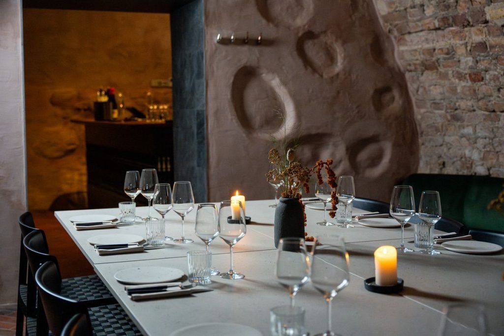 Augustin Vilnius interior