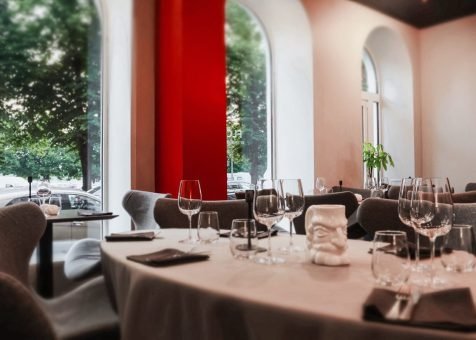 Flo Restaurant interior