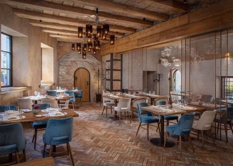 Kalku Varti interior