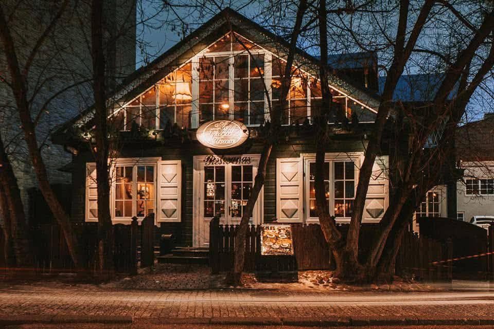 Old-Green-House-Vilnius-04