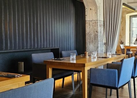 Restaurant Pull in Tallinn interior