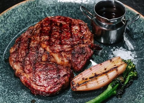 Restaurant Pull in Tallinn steak picture