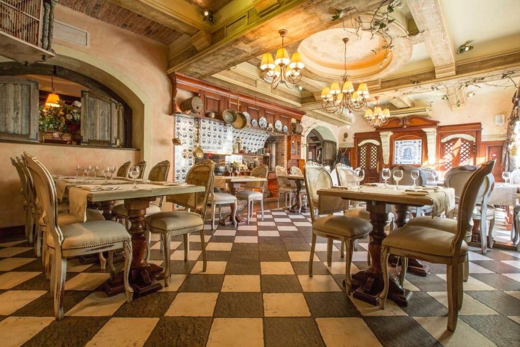 Salve restaurant interior