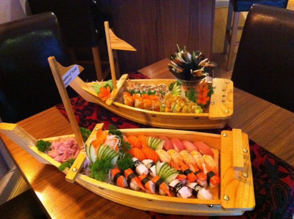 Tippenyaki Restaurant in Dublin sushi boat presentation