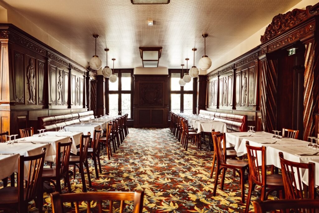 Bouillon Republic Paris interior