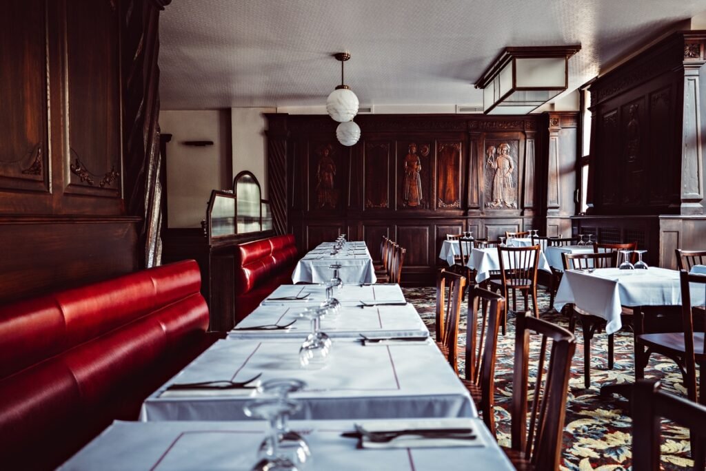 Bouillon Republic Paris interior